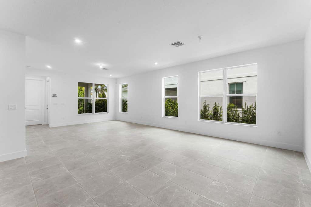 Photo of 888 SW Newfield Avenue, Palm City, FL 34990 (MLS # B26060081)