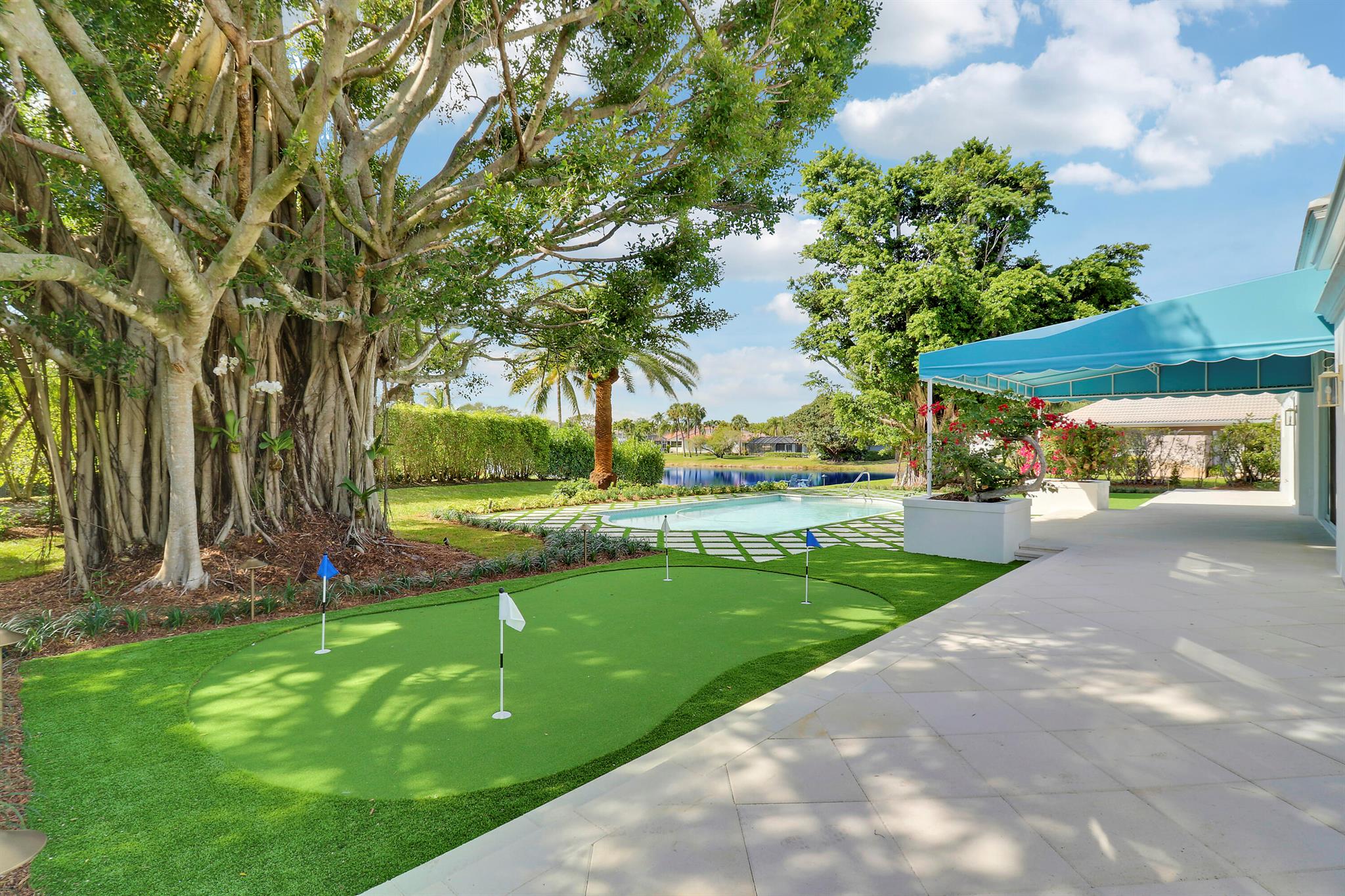 HERITAGE OAKS - Residential