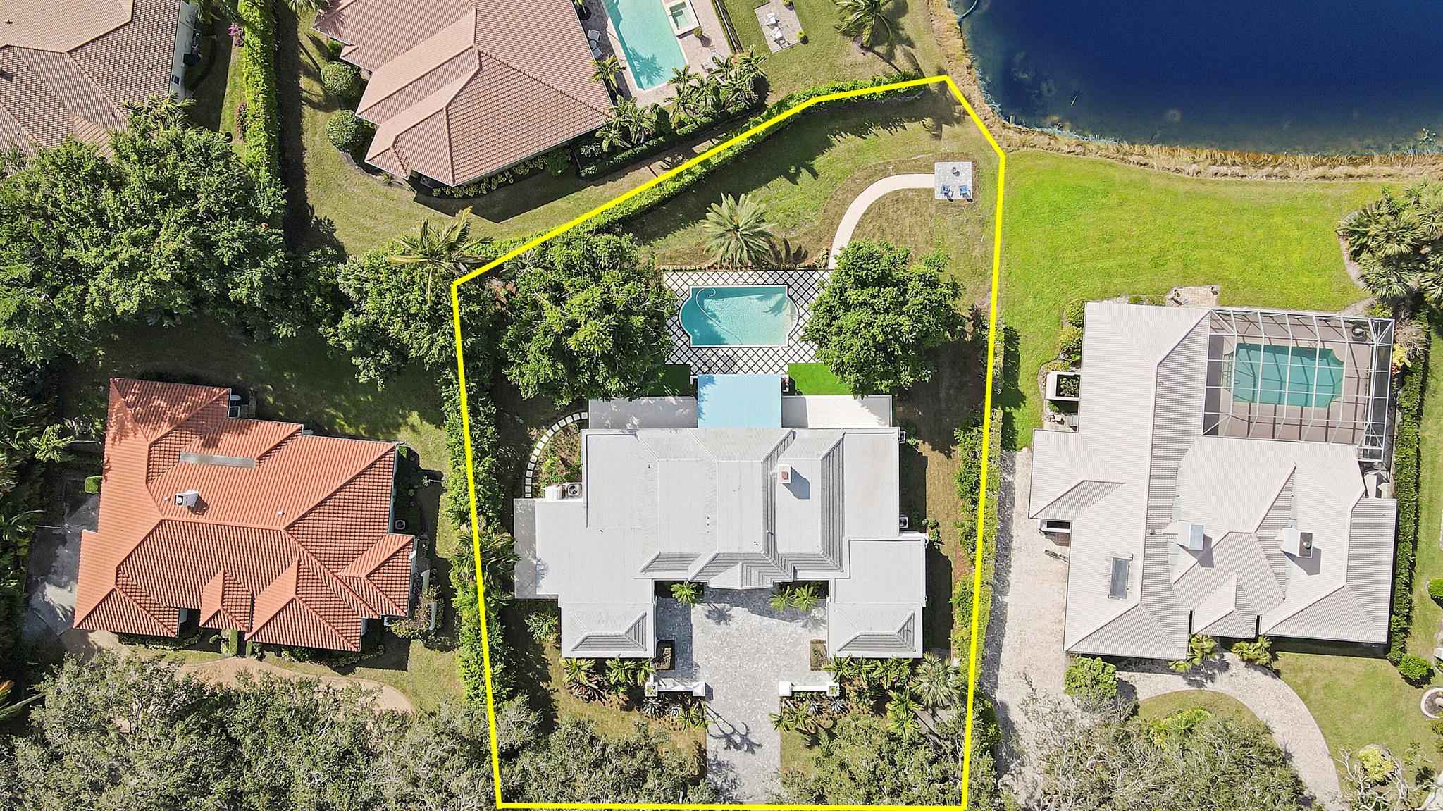 HERITAGE OAKS - Residential