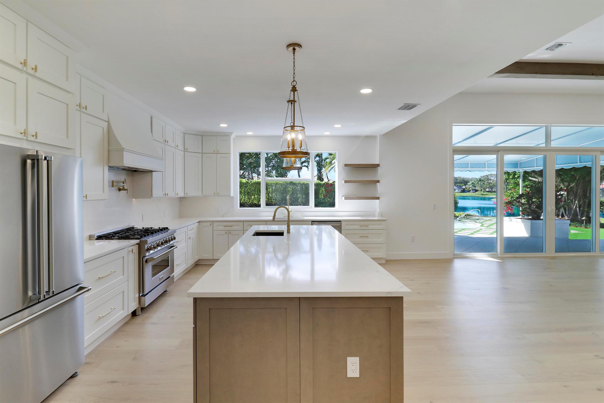 HERITAGE OAKS - Residential