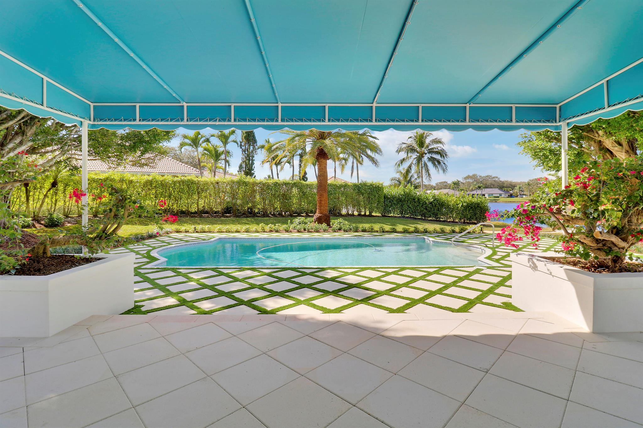 HERITAGE OAKS - Residential