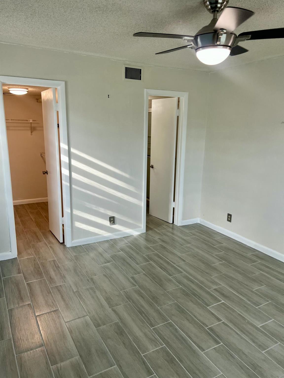 LUCERNE LAKES GOLF COLONY - Residential Lease