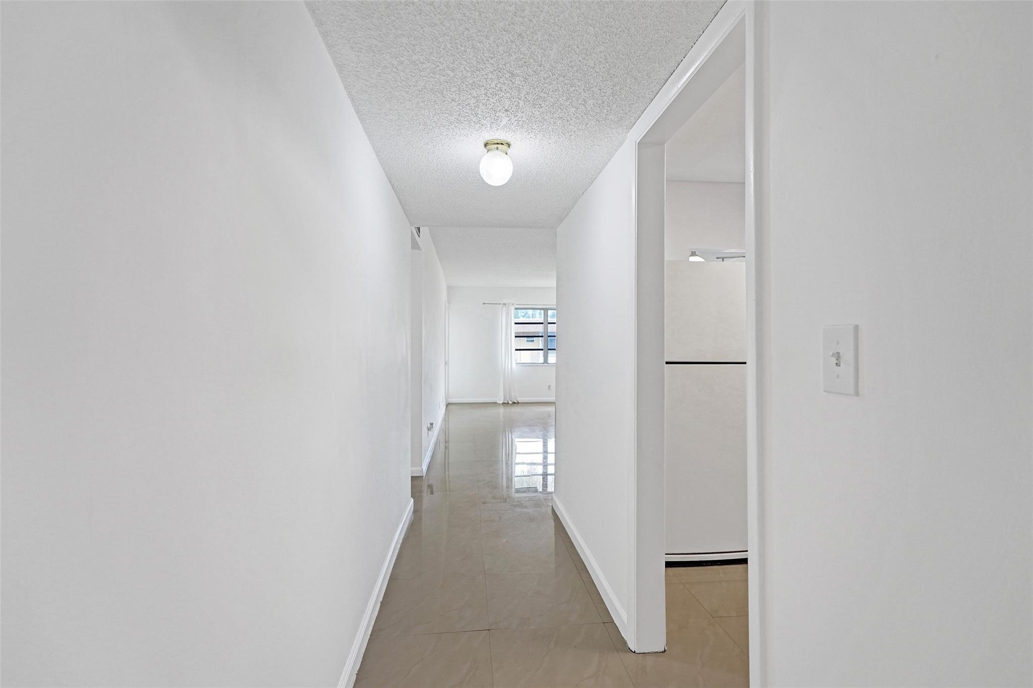 OAK HILLS - Residential Lease