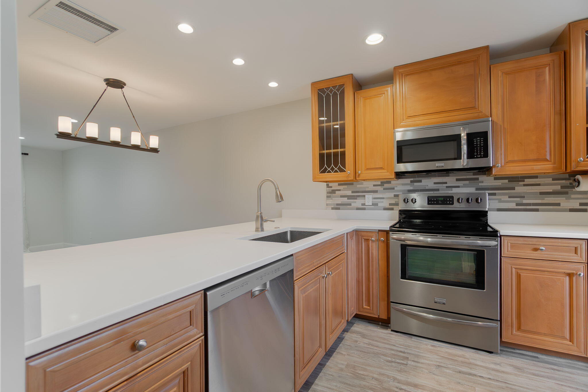 Properties 12989 Odessa Trail 6