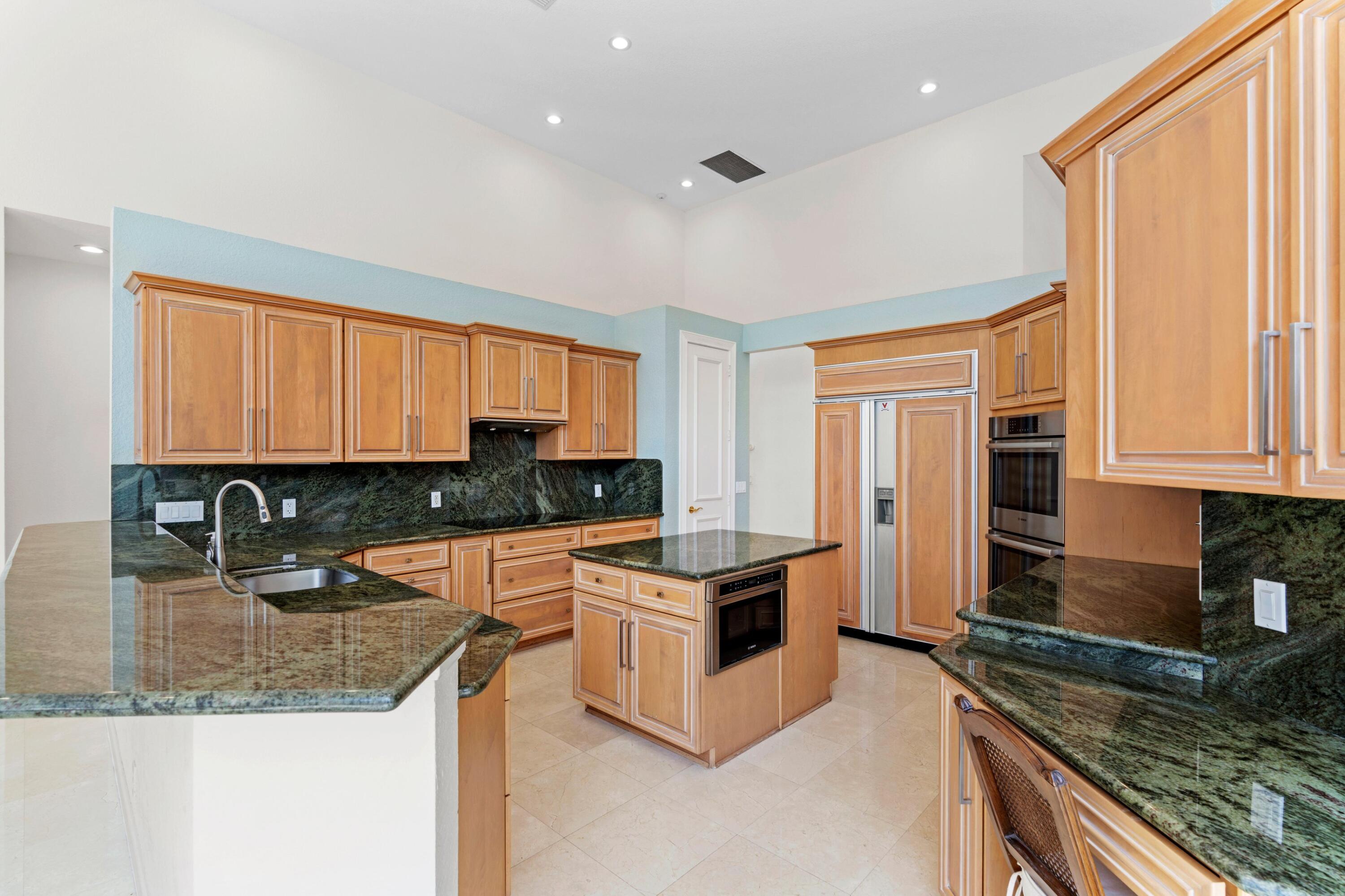 FOX LANDING - Residential