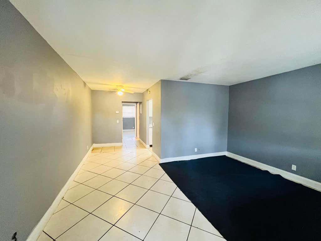 Photo of 635 SW 20th Court N #9B, Delray Beach, FL 33445 (MLS # B26064955)