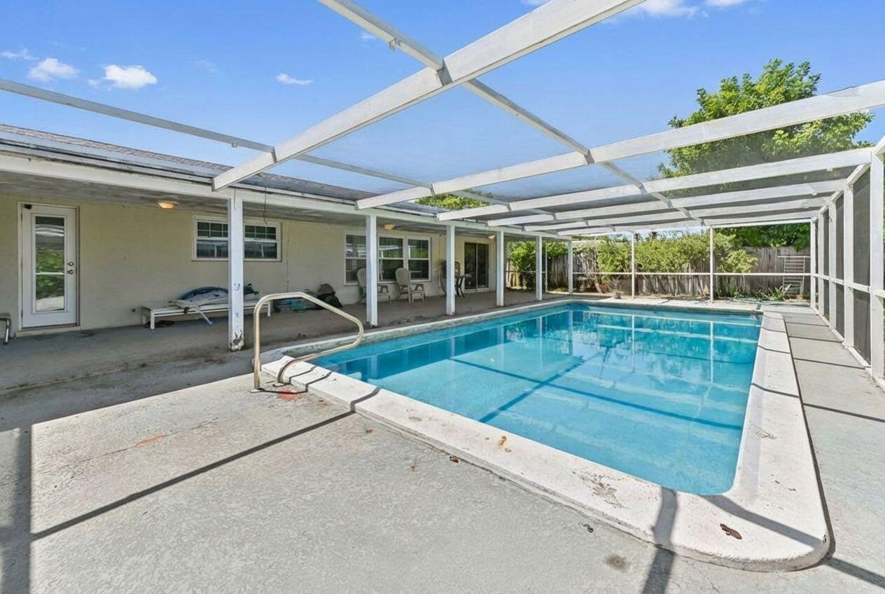 WOODCREST - Residential