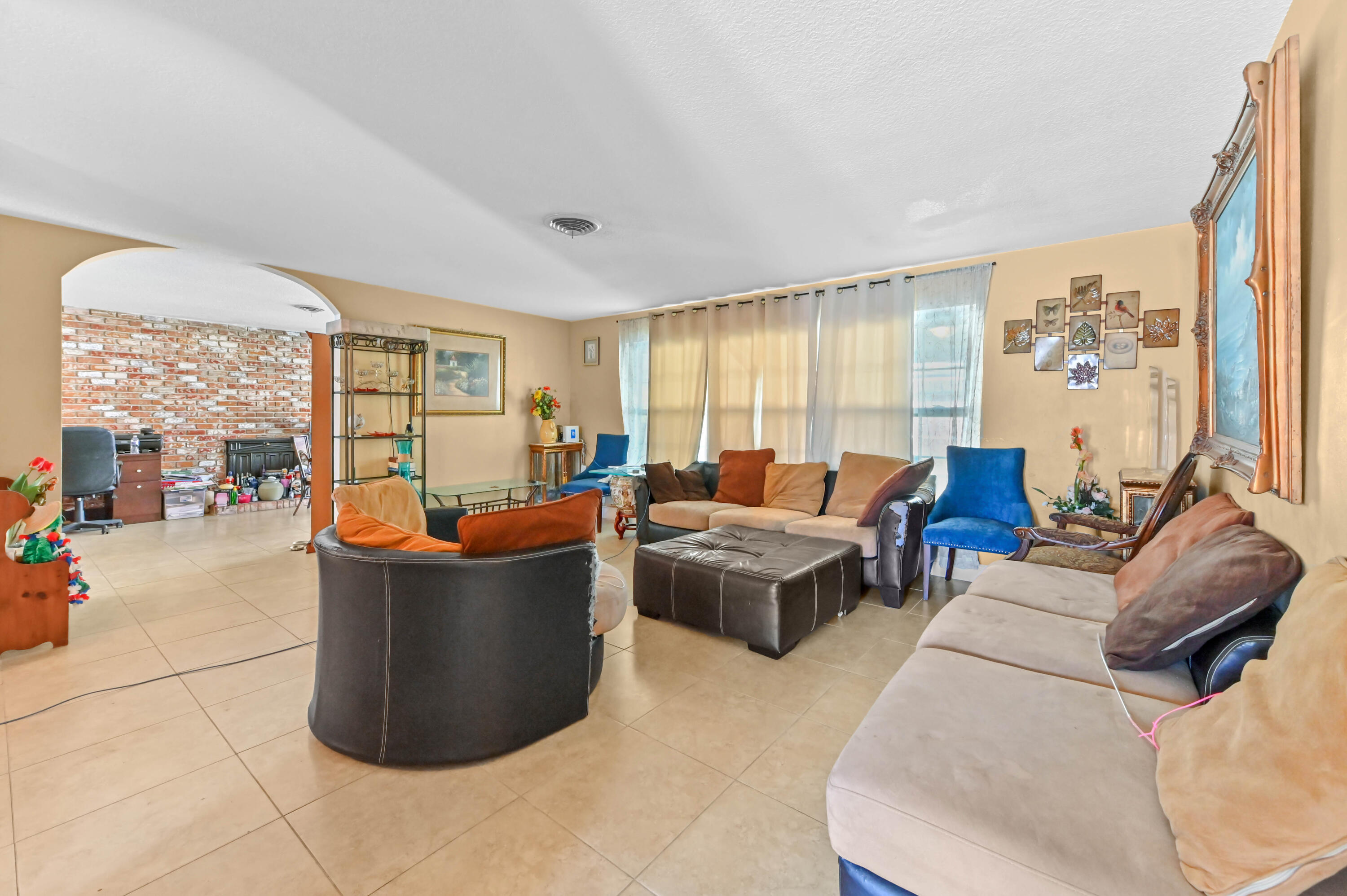 WOODCREST - Residential