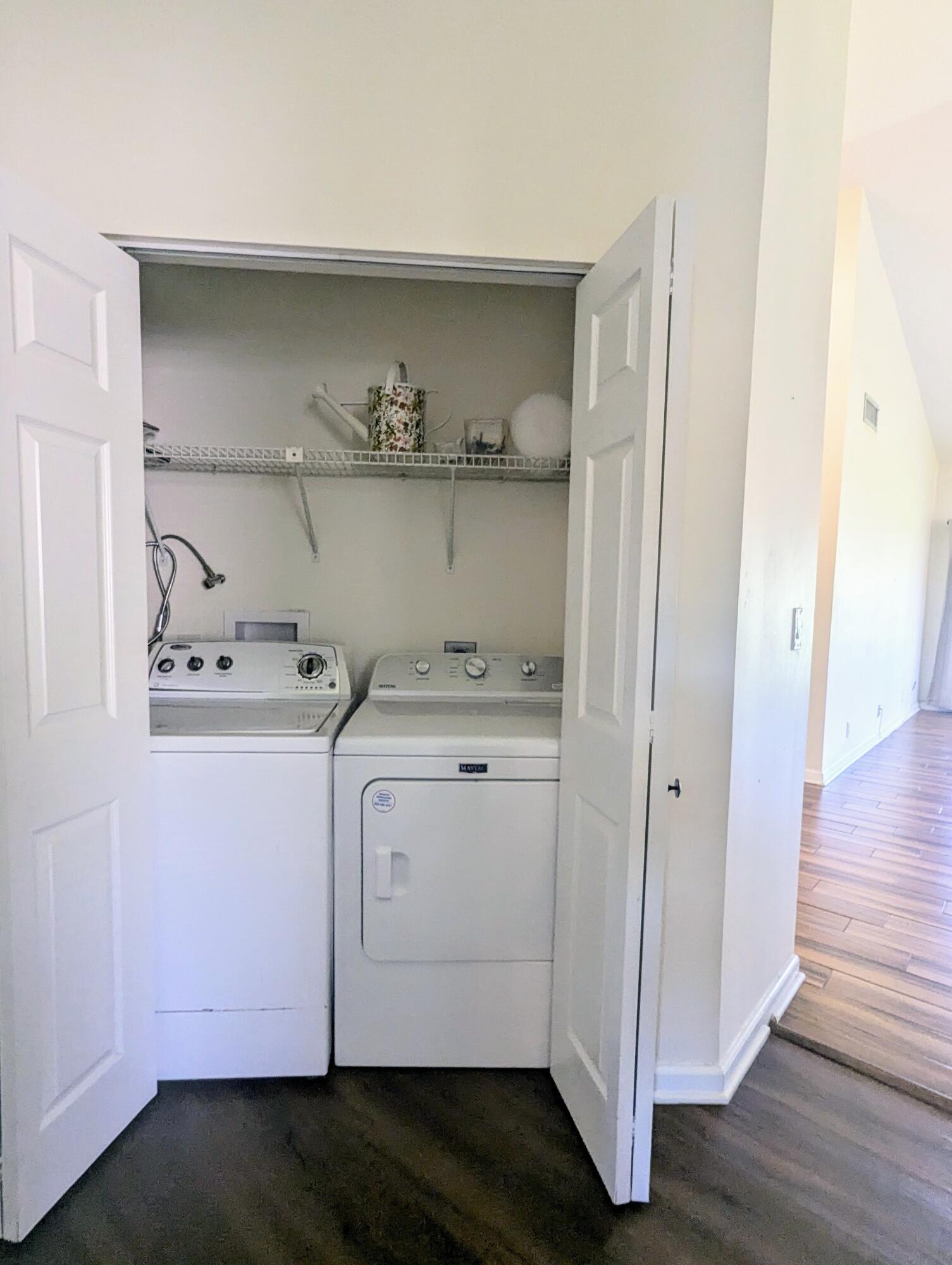 SHORES AT WELLINGTON II CONDO - Residential