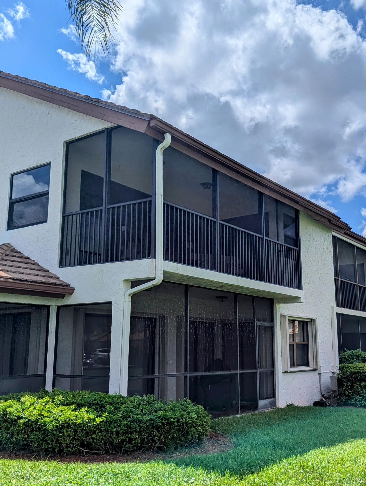 SHORES AT WELLINGTON II CONDO - Residential