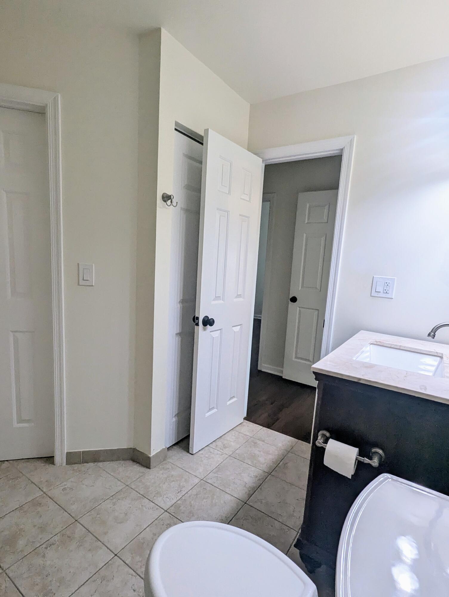 SHORES AT WELLINGTON II CONDO - Residential