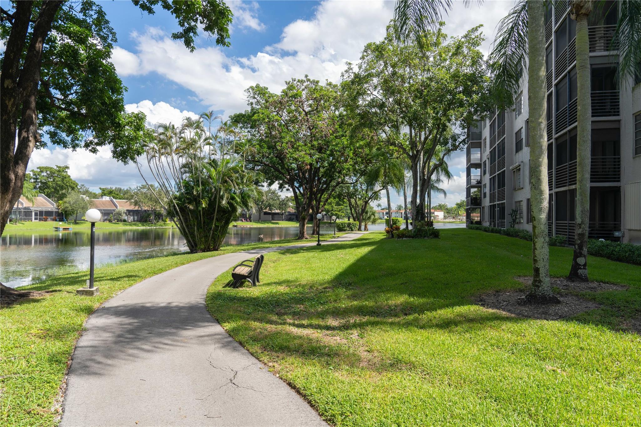 1101 Colony Point Cir 220
