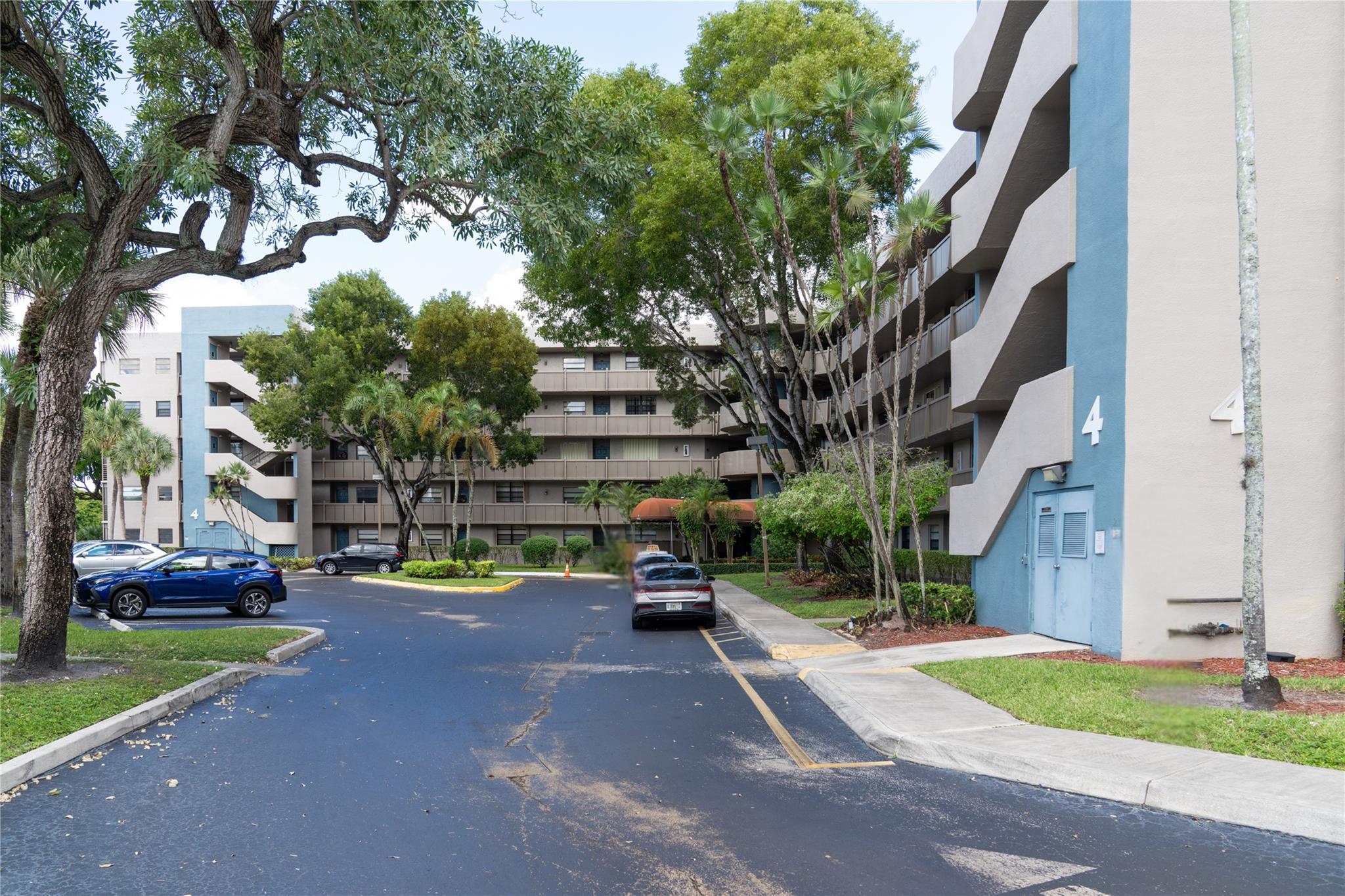 Colony Point - Residential