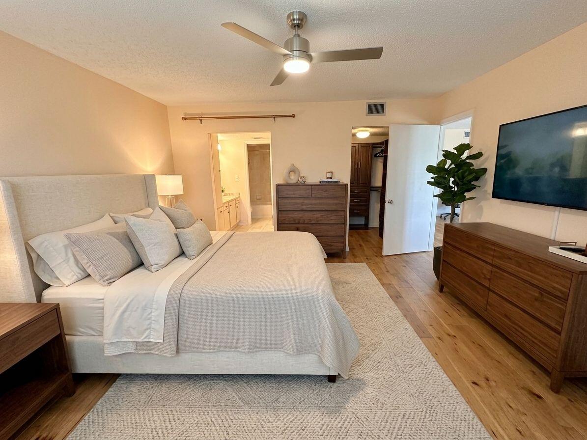 Colony Point - Residential