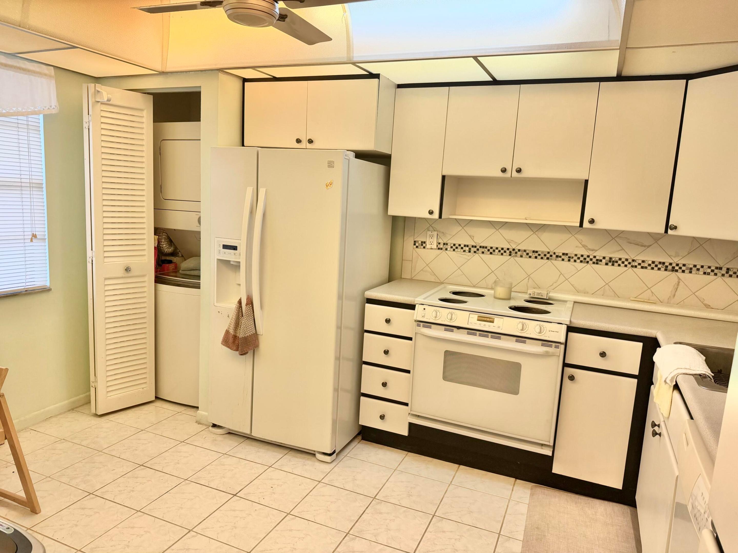 Colony Point - Residential