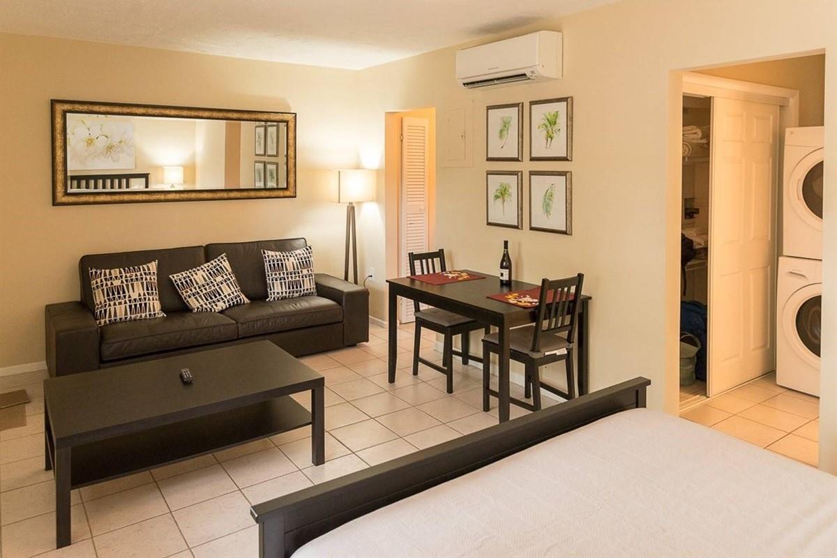 Lake Ridge Gardens Condo - Residential Income