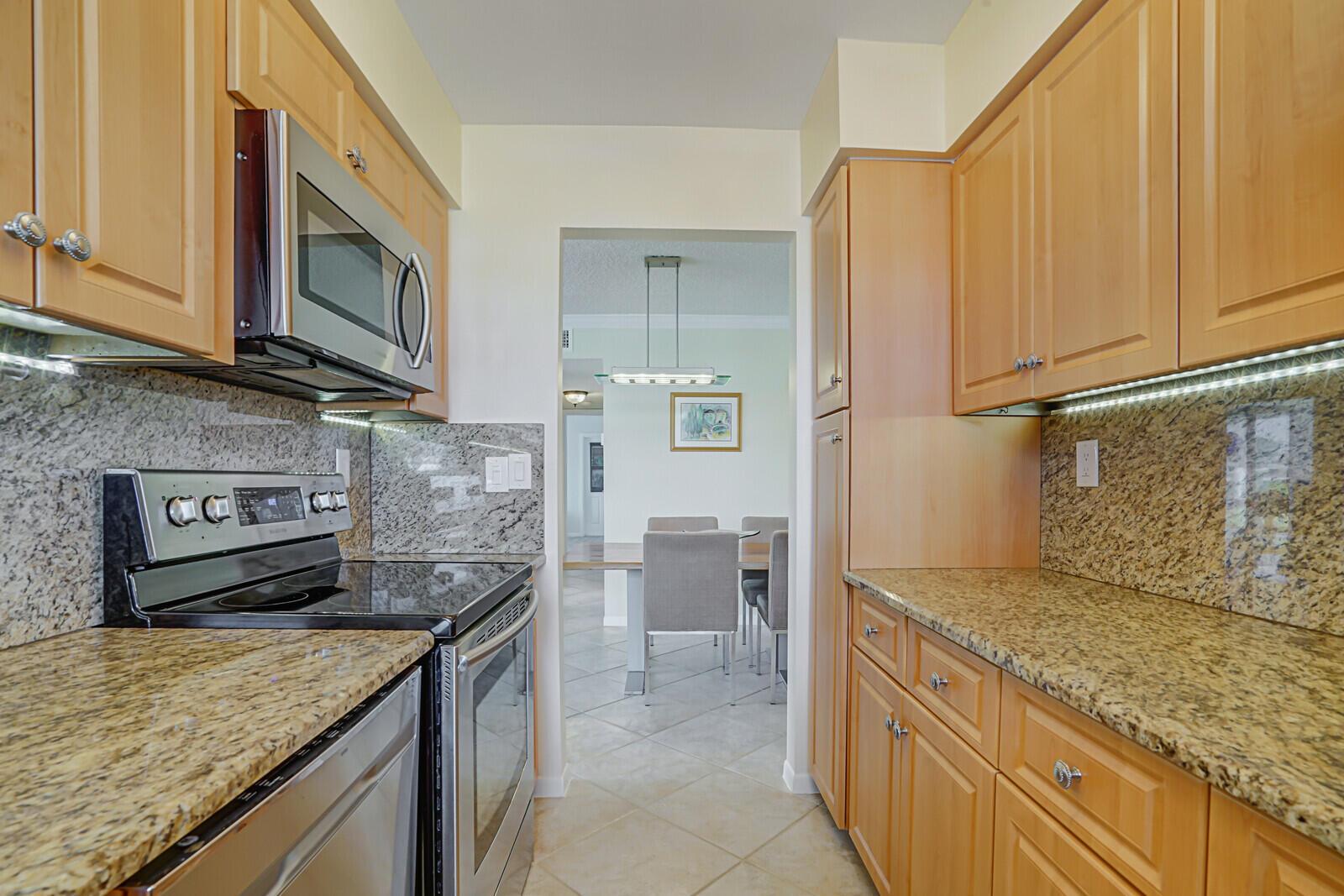 HIGH POINT - Residential Lease