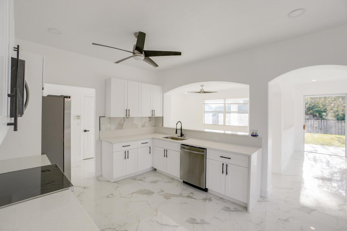 PORT ST LUCIE SECTION 9 - Residential