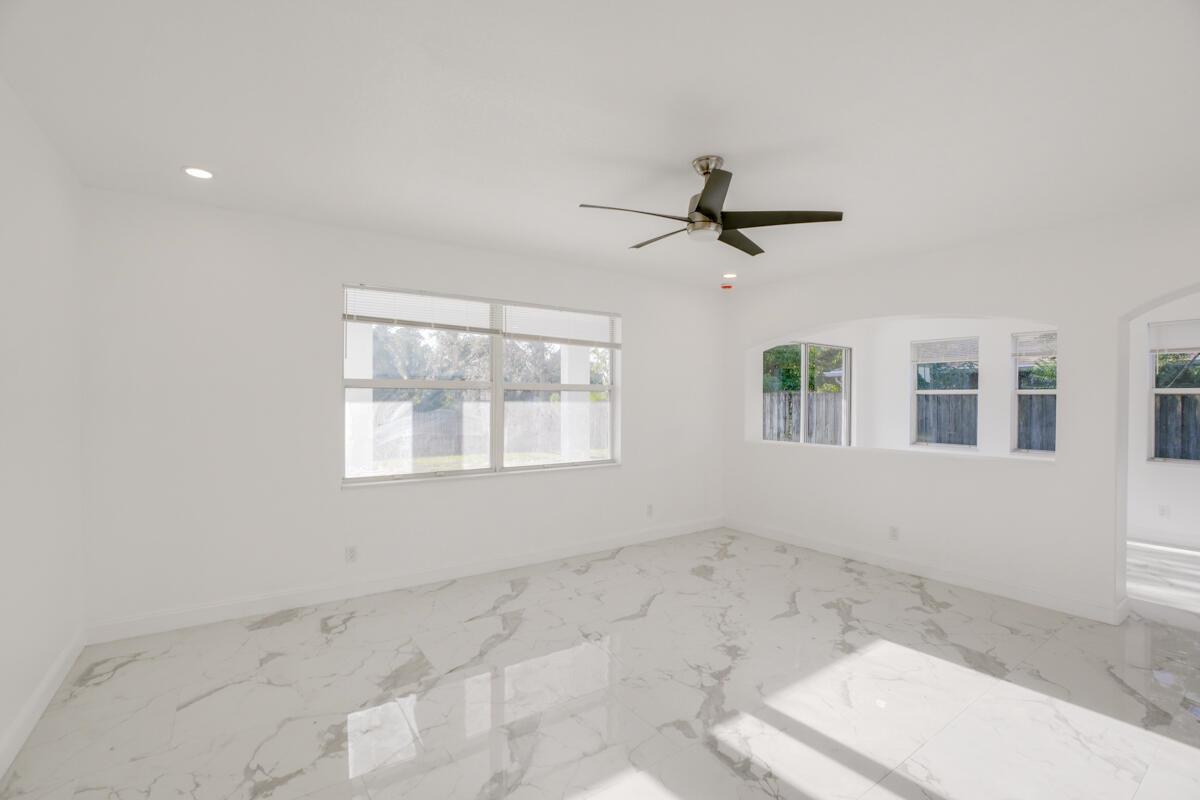 PORT ST LUCIE SECTION 9 - Residential