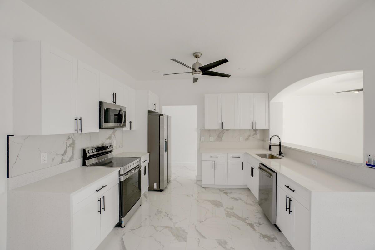 PORT ST LUCIE SECTION 9 - Residential