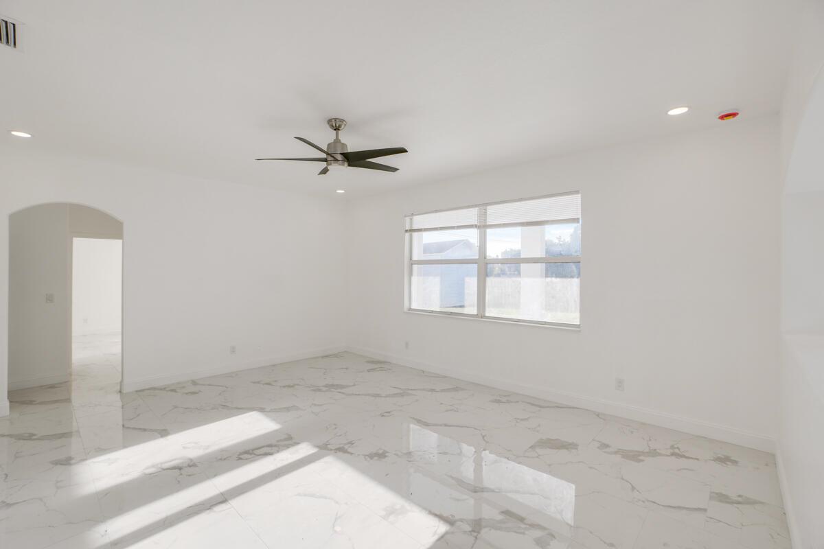 PORT ST LUCIE SECTION 9 - Residential