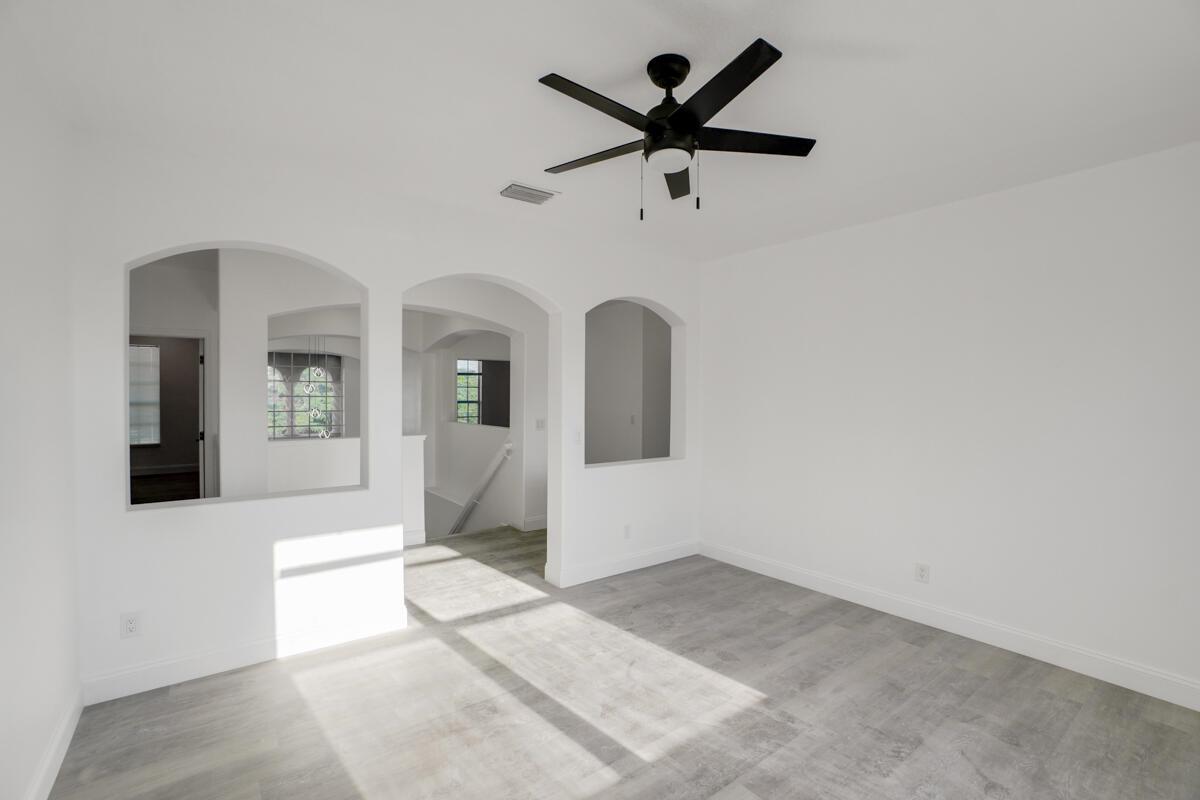 PORT ST LUCIE SECTION 9 - Residential