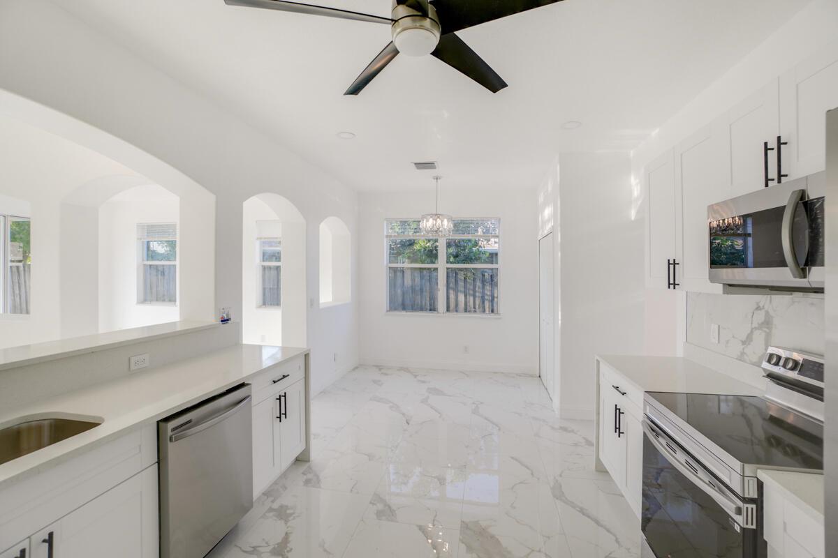 PORT ST LUCIE SECTION 9 - Residential