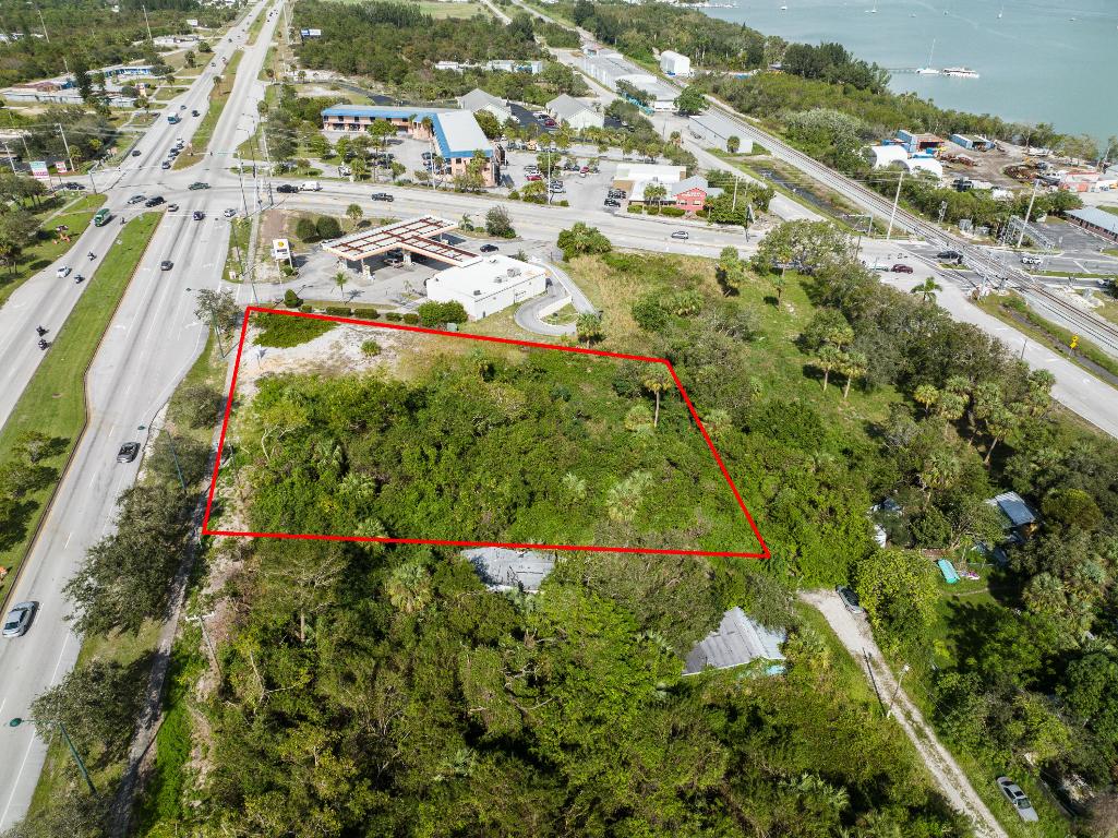 METES AND BOUNDS - Land