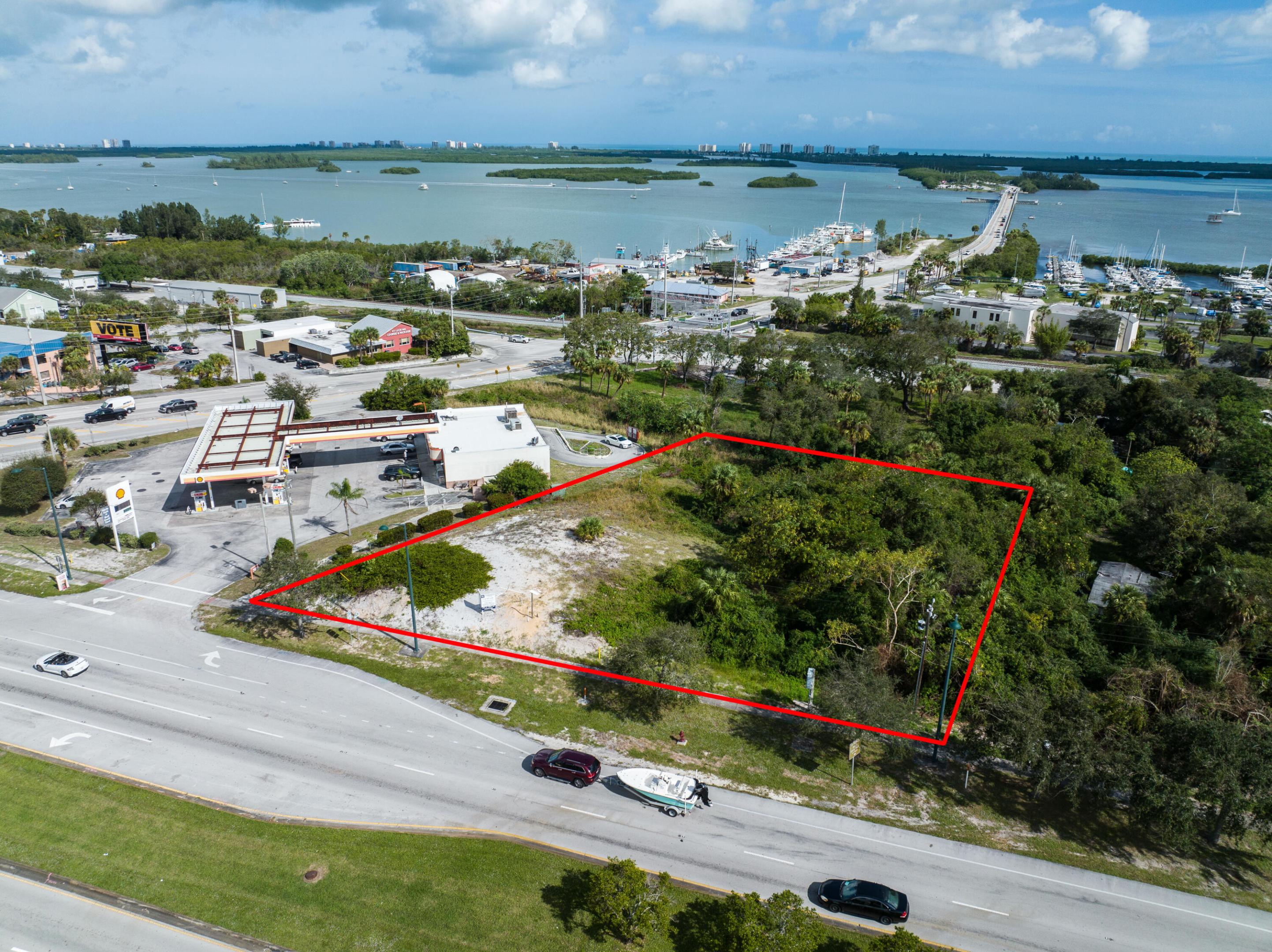 METES AND BOUNDS - Land