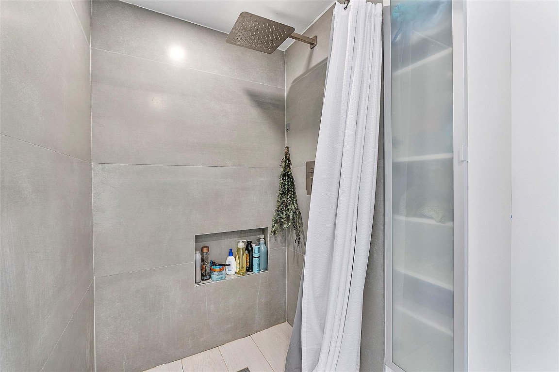 CYPRESS TRACE CONDO - Residential