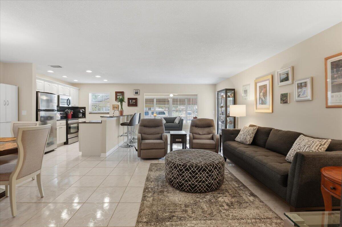 1172 S Drive Circle B