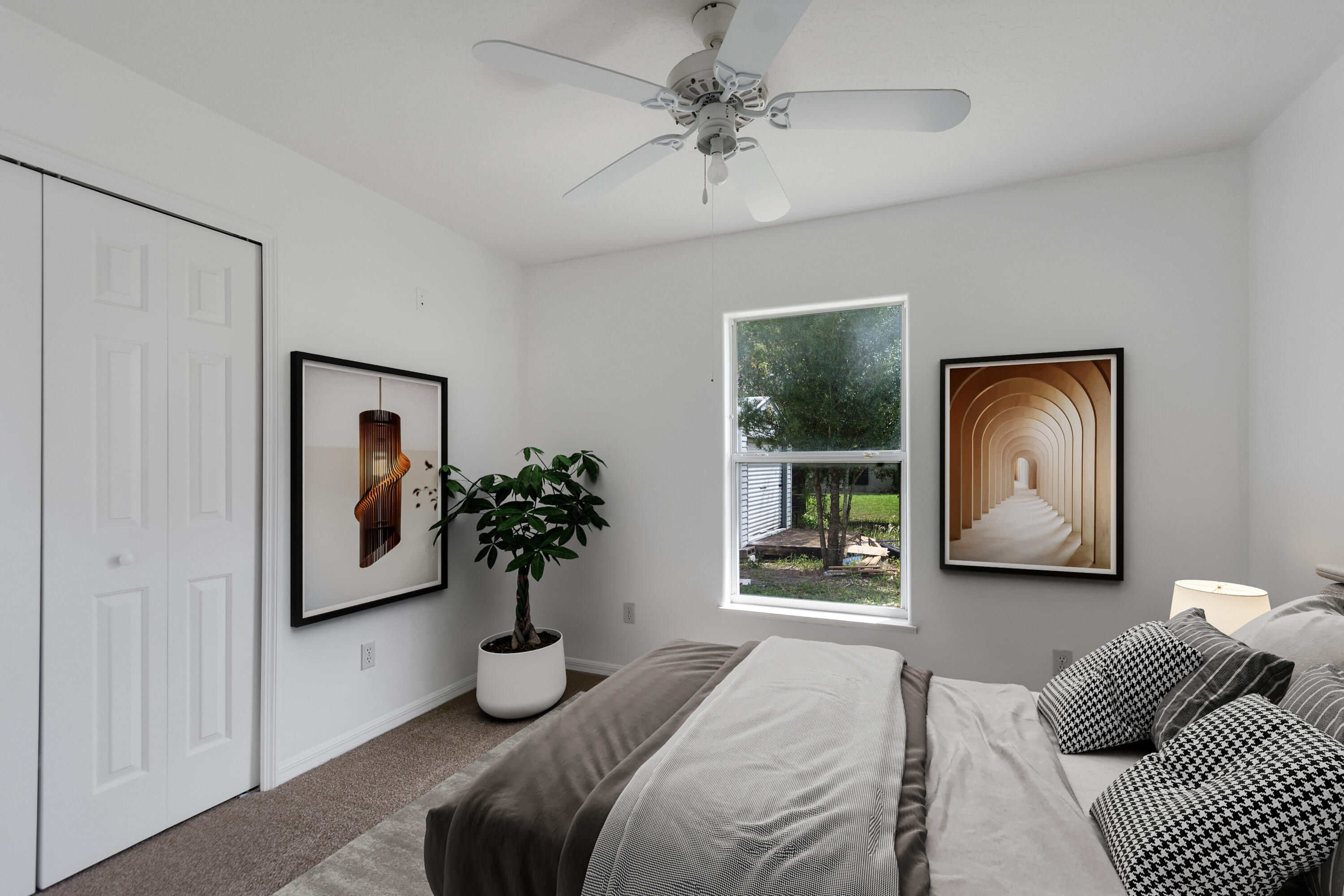 VERO LAKE ESTATES UNIT H-1 - Residential