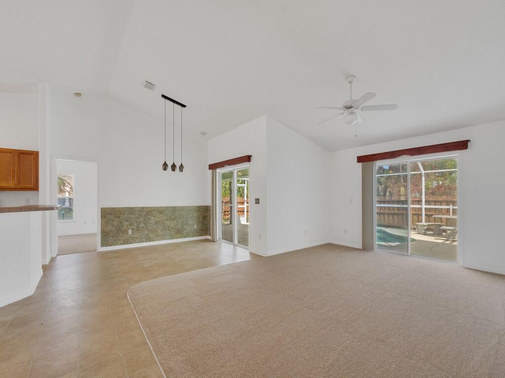 VERO LAKE ESTATES UNIT H-1 - Residential