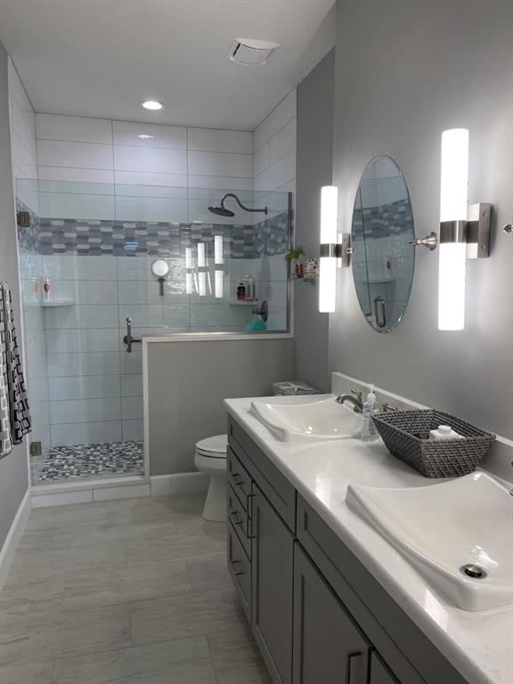 GOLF LODGES OF SOUTH POINT - Residential