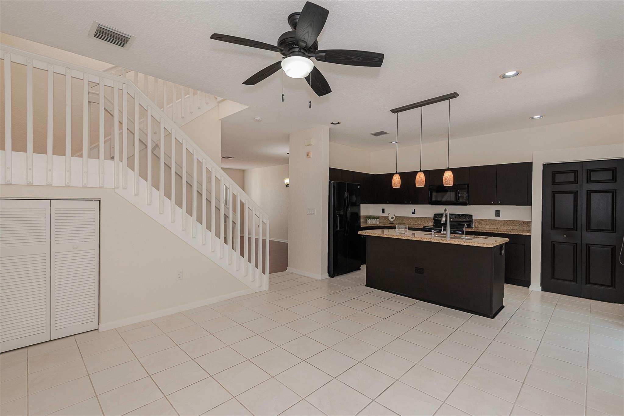 Grand Key at Sunset Lakes - Residential