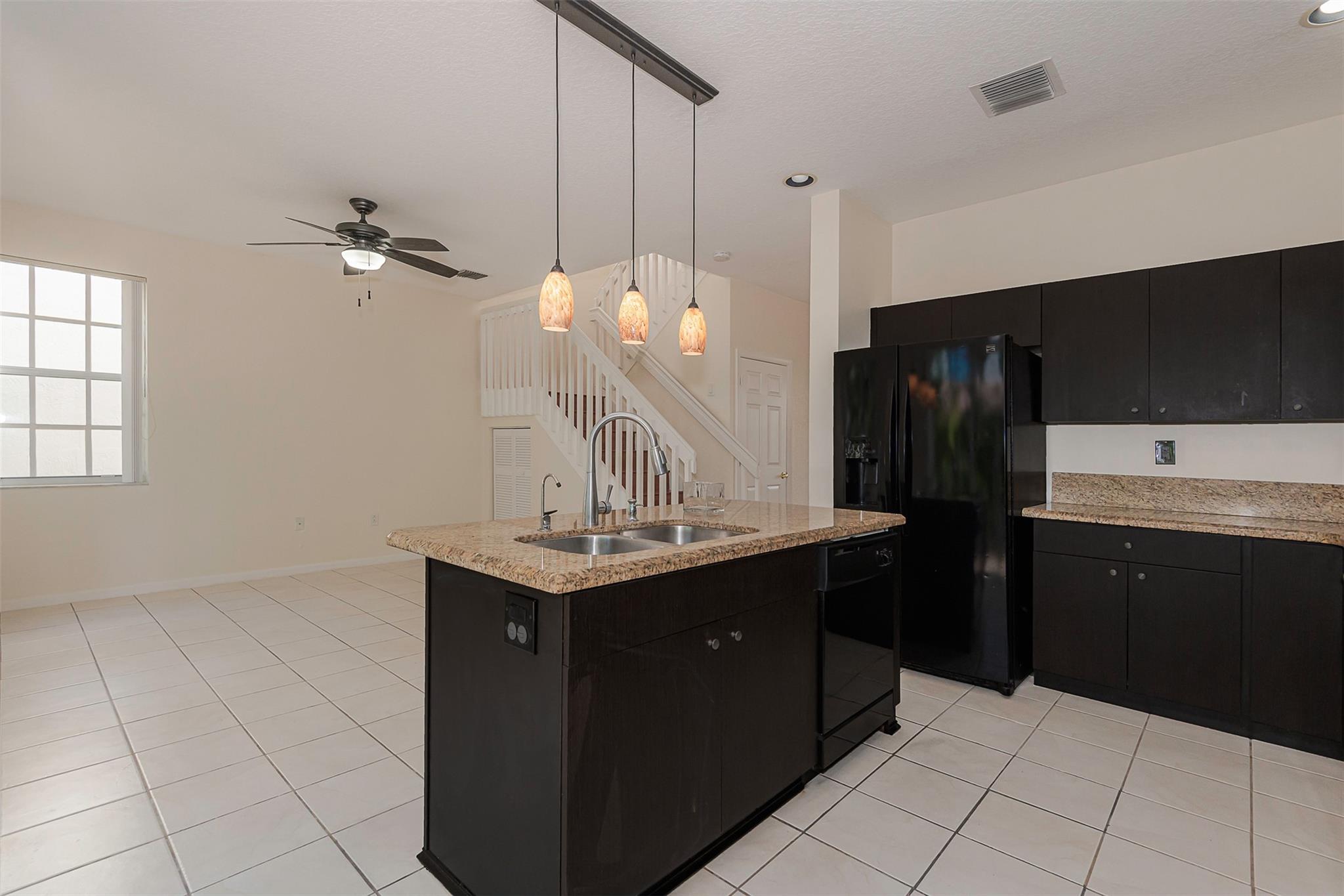 Grand Key at Sunset Lakes - Residential