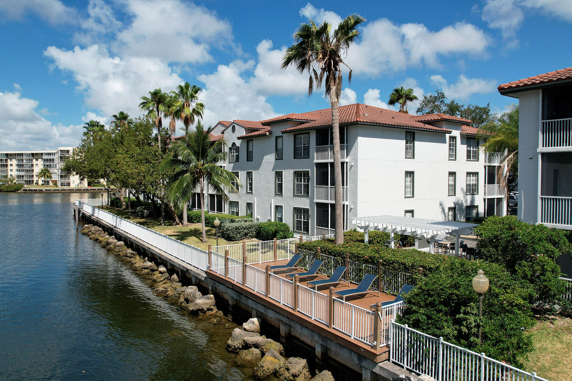 Town Aventura - Residential Lease