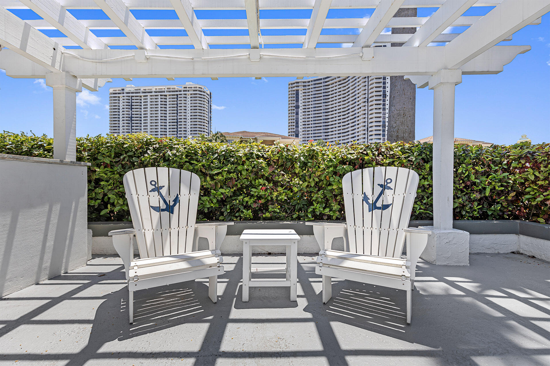 Town Aventura - Residential Lease