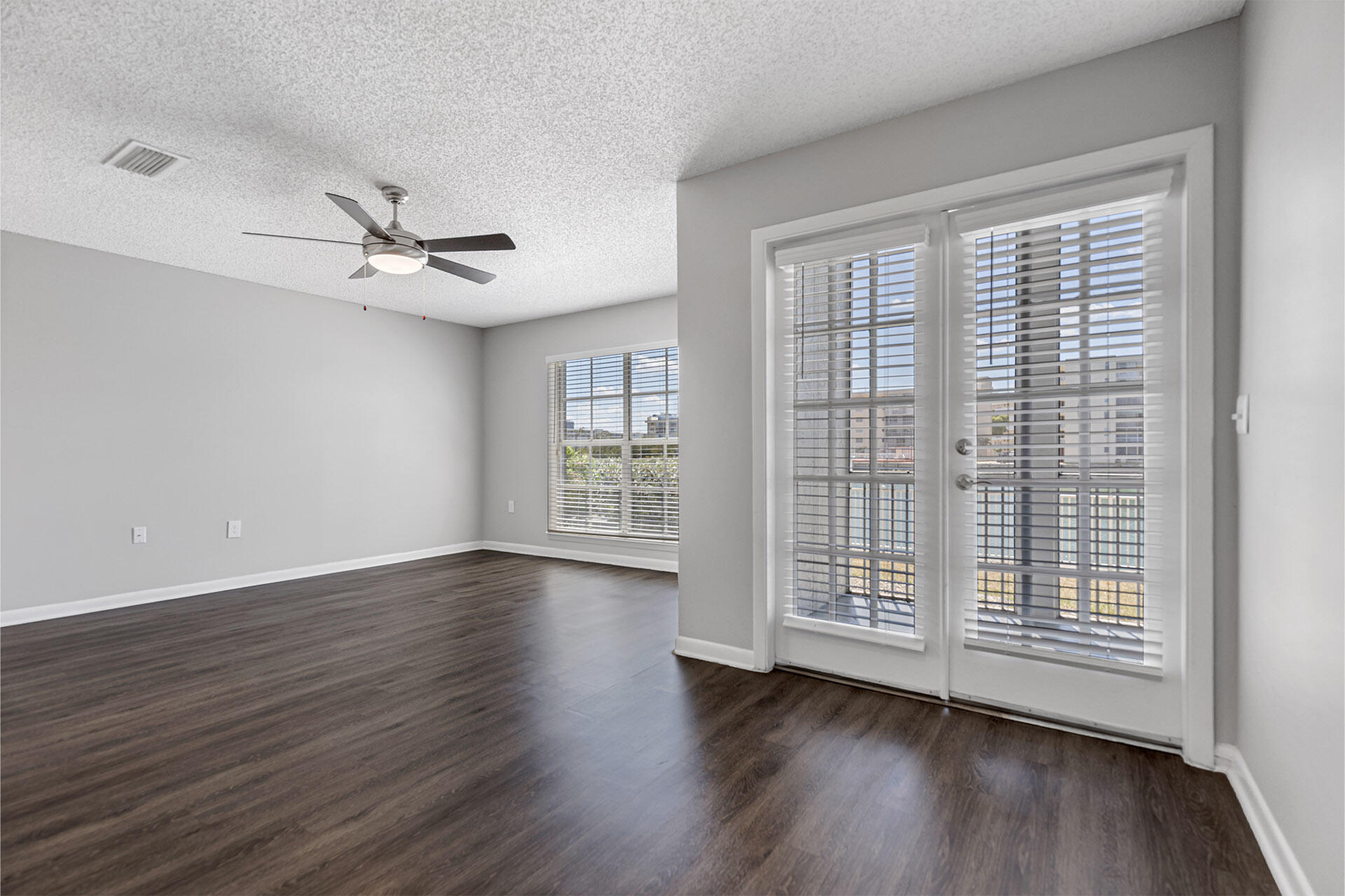 Town Aventura - Residential Lease