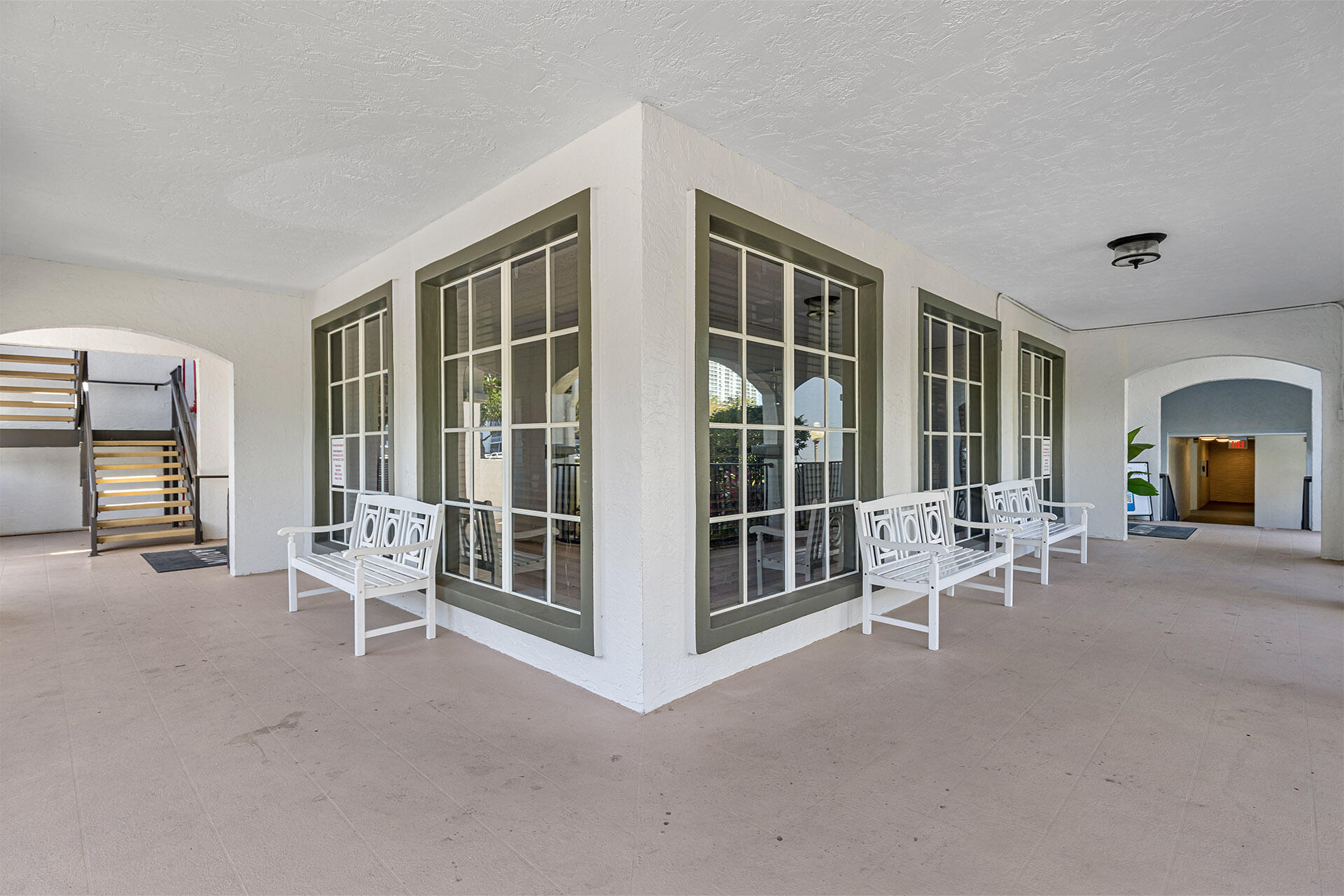 Town Aventura - Residential Lease