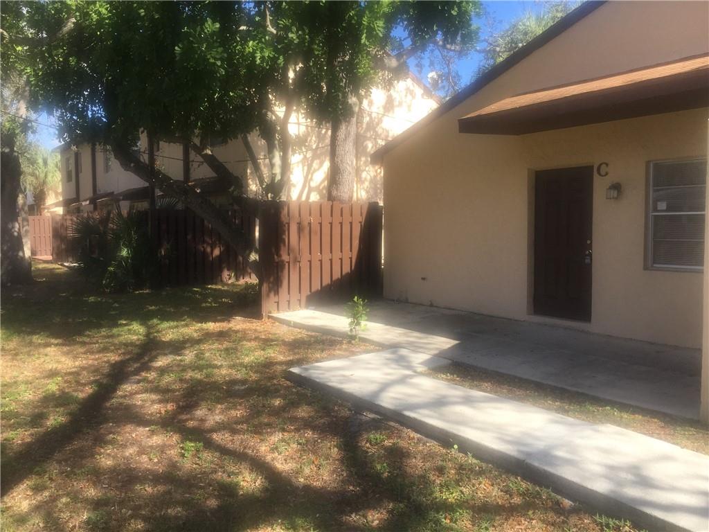 Southern Courtyard TH - Residential