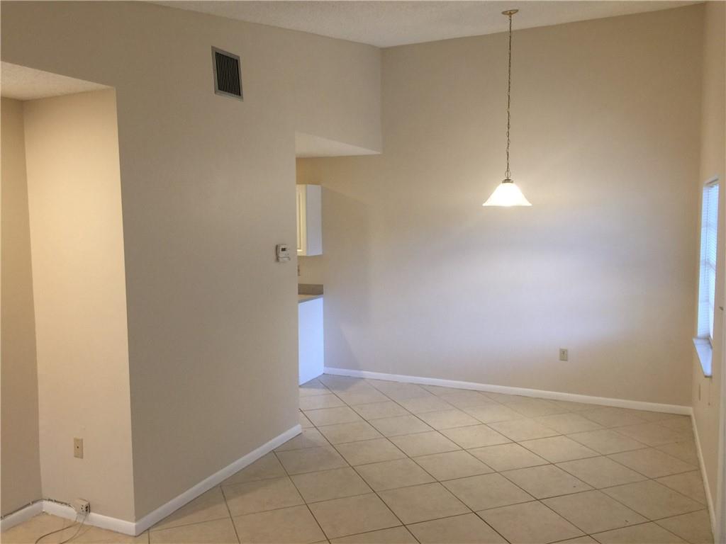 Southern Courtyard TH - Residential