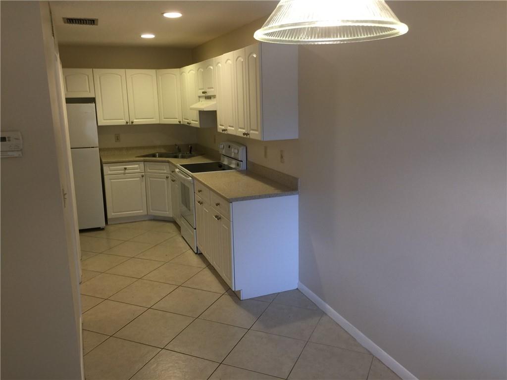 Southern Courtyard TH - Residential