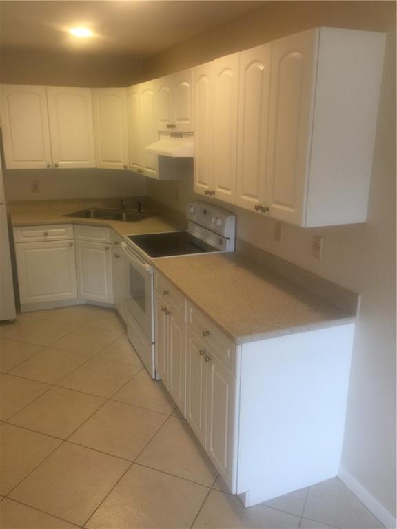 Southern Courtyard TH - Residential