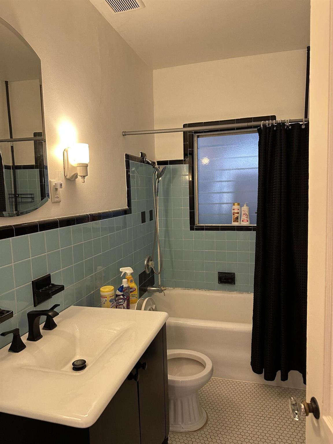 CENTRAL PARK ADD 1 - Residential Lease