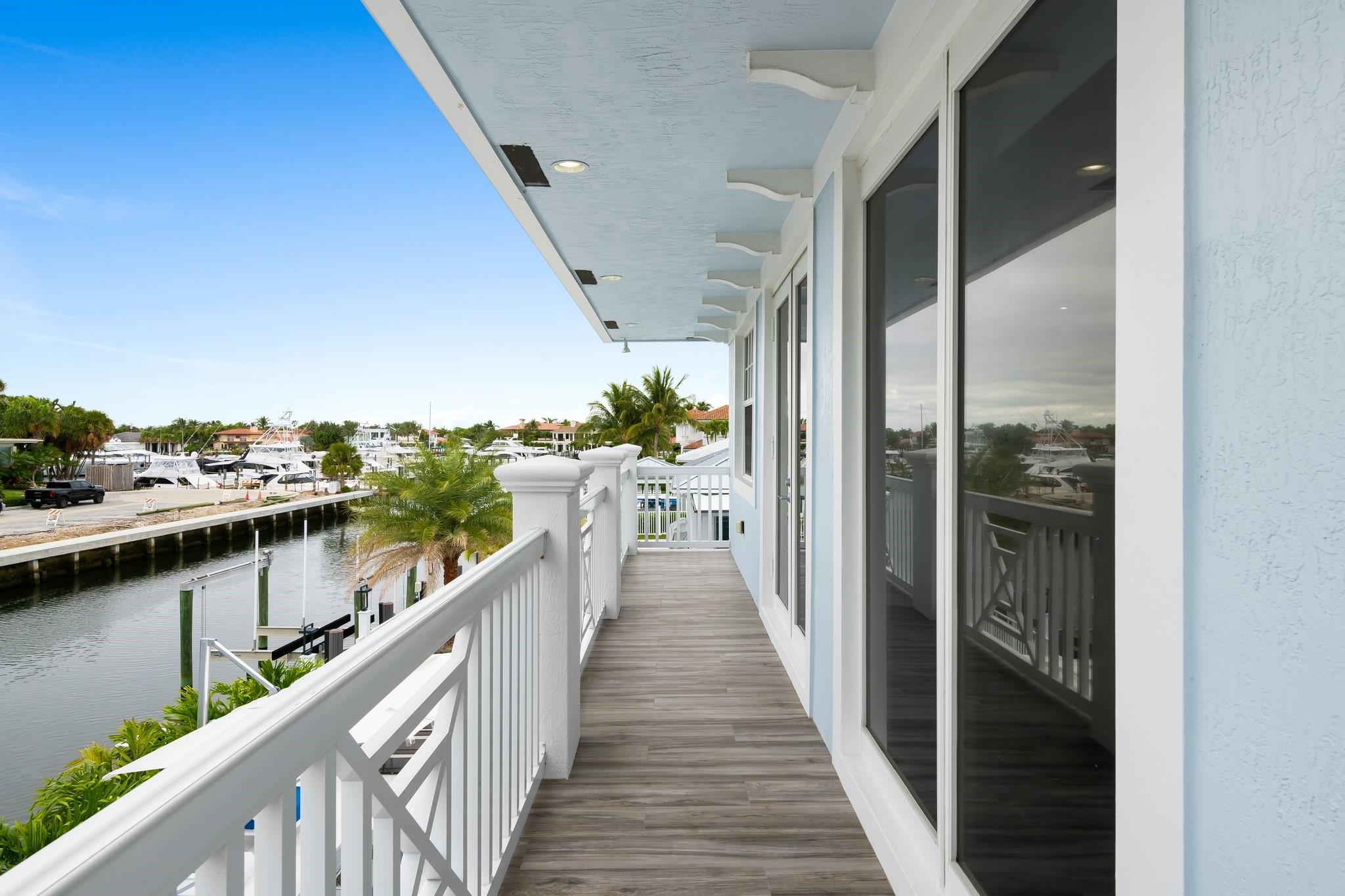 VENETIAN ISLES 3RD SEC - Residential