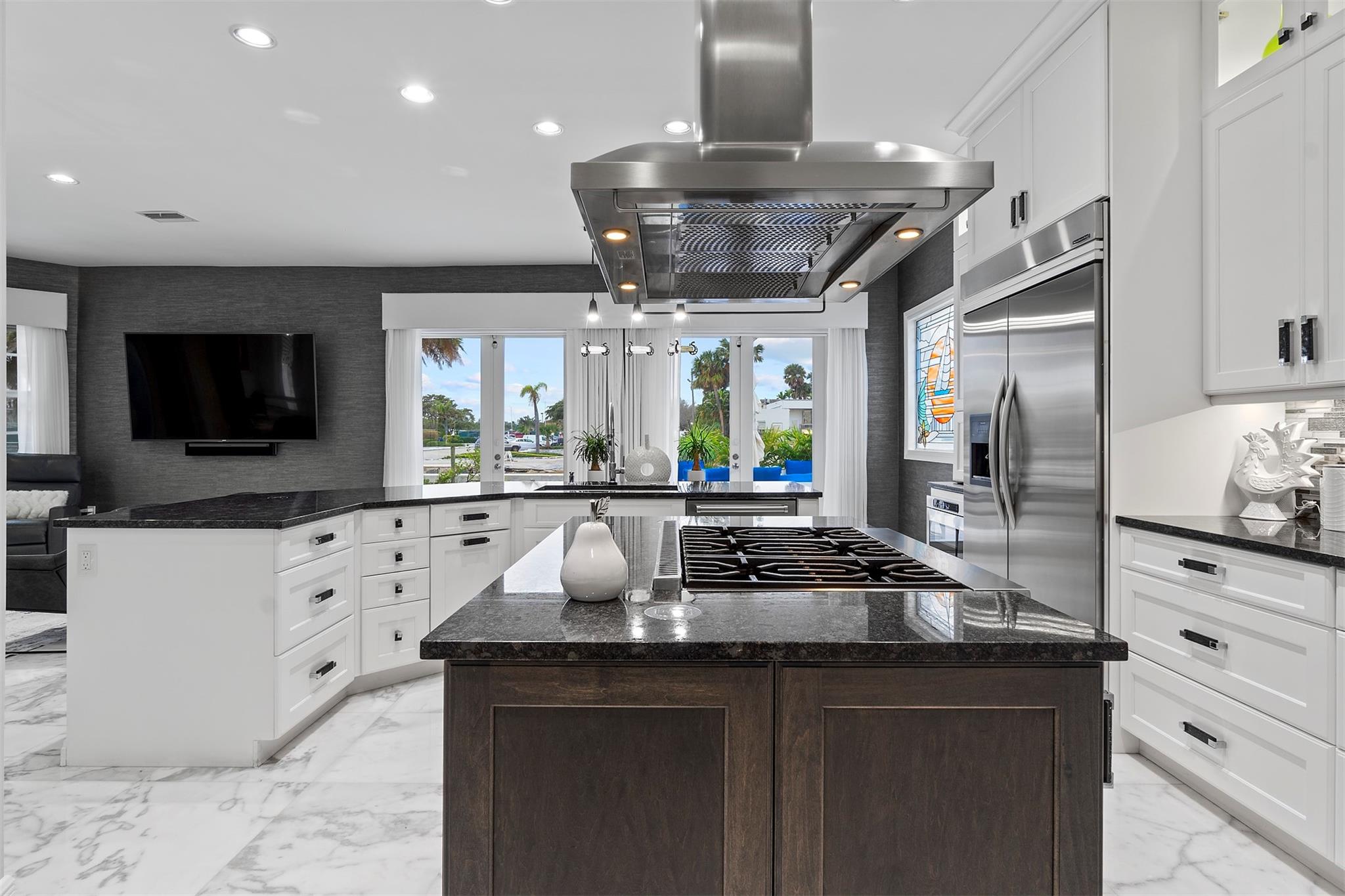 VENETIAN ISLES 3RD SEC - Residential