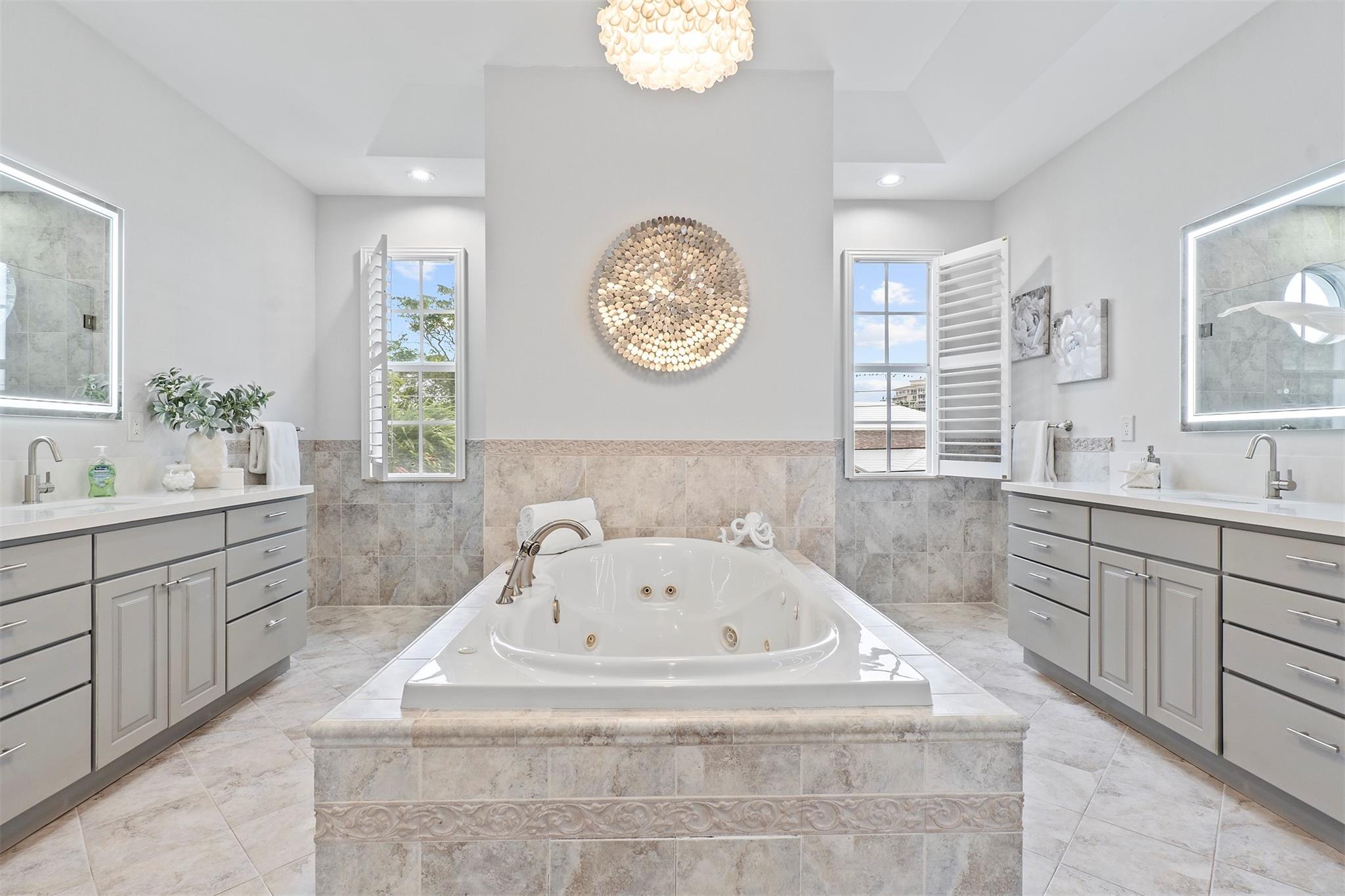 VENETIAN ISLES 3RD SEC - Residential