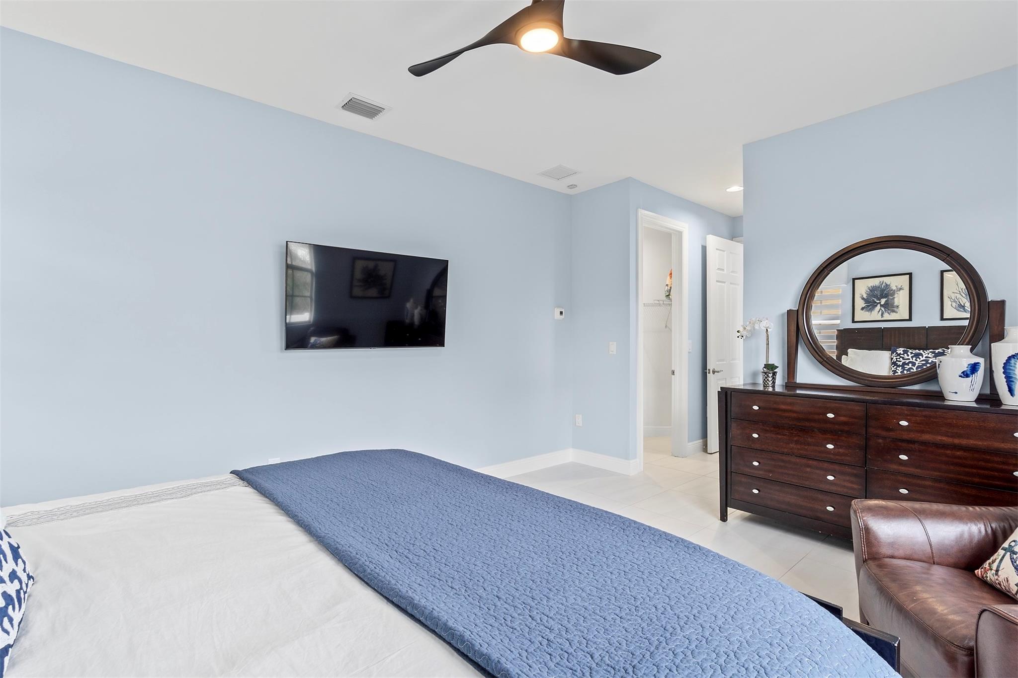 VENETIAN ISLES 3RD SEC - Residential