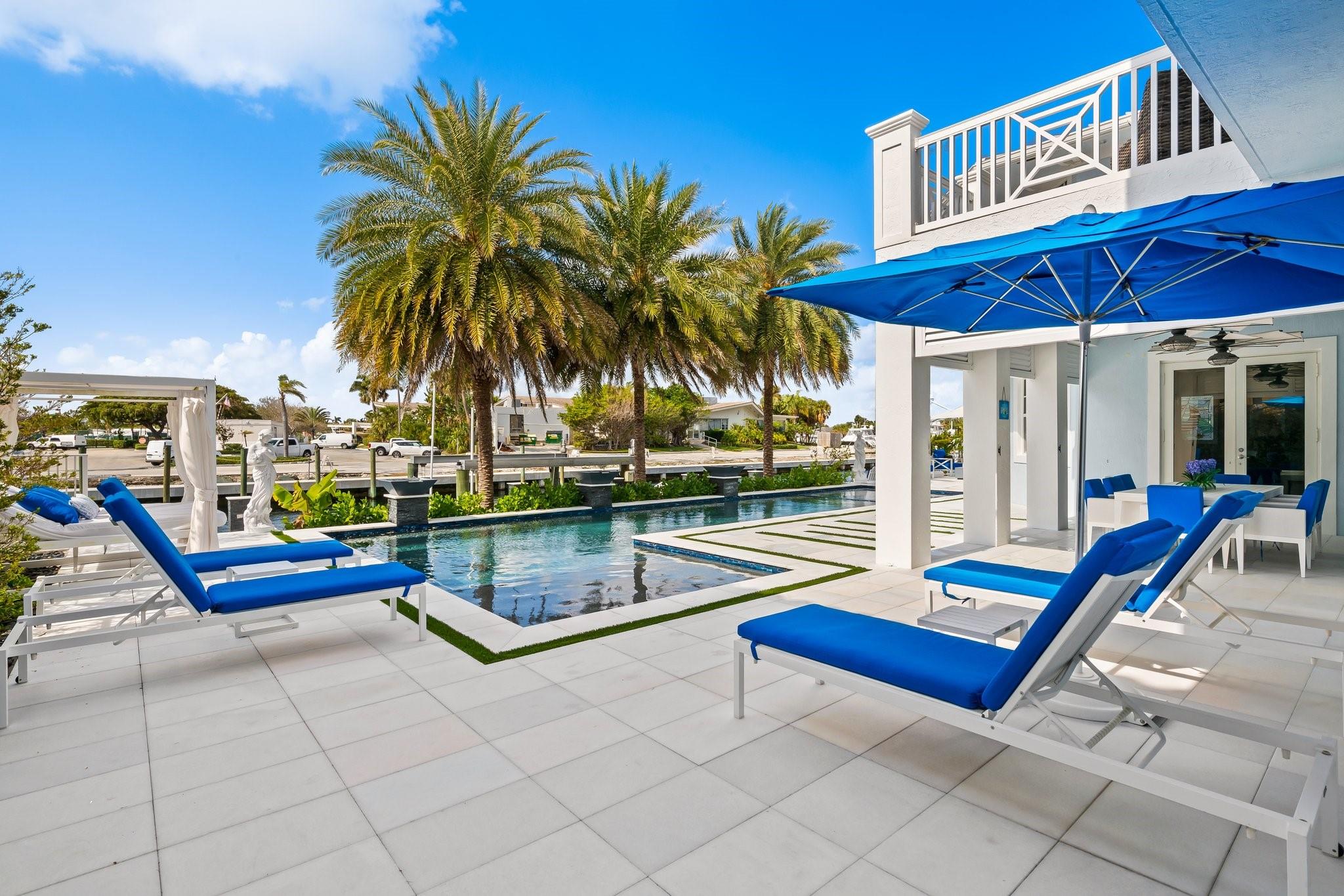 VENETIAN ISLES 3RD SEC - Residential